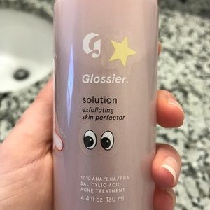 Glossier Skin Perfecting Solution